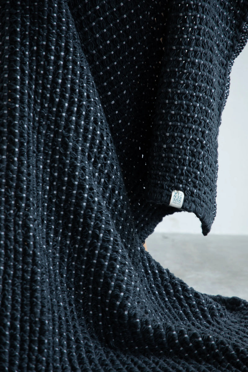 Blue Nudos Throw